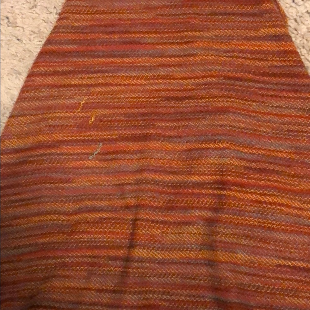 Halter Top - Picture 4 of 4